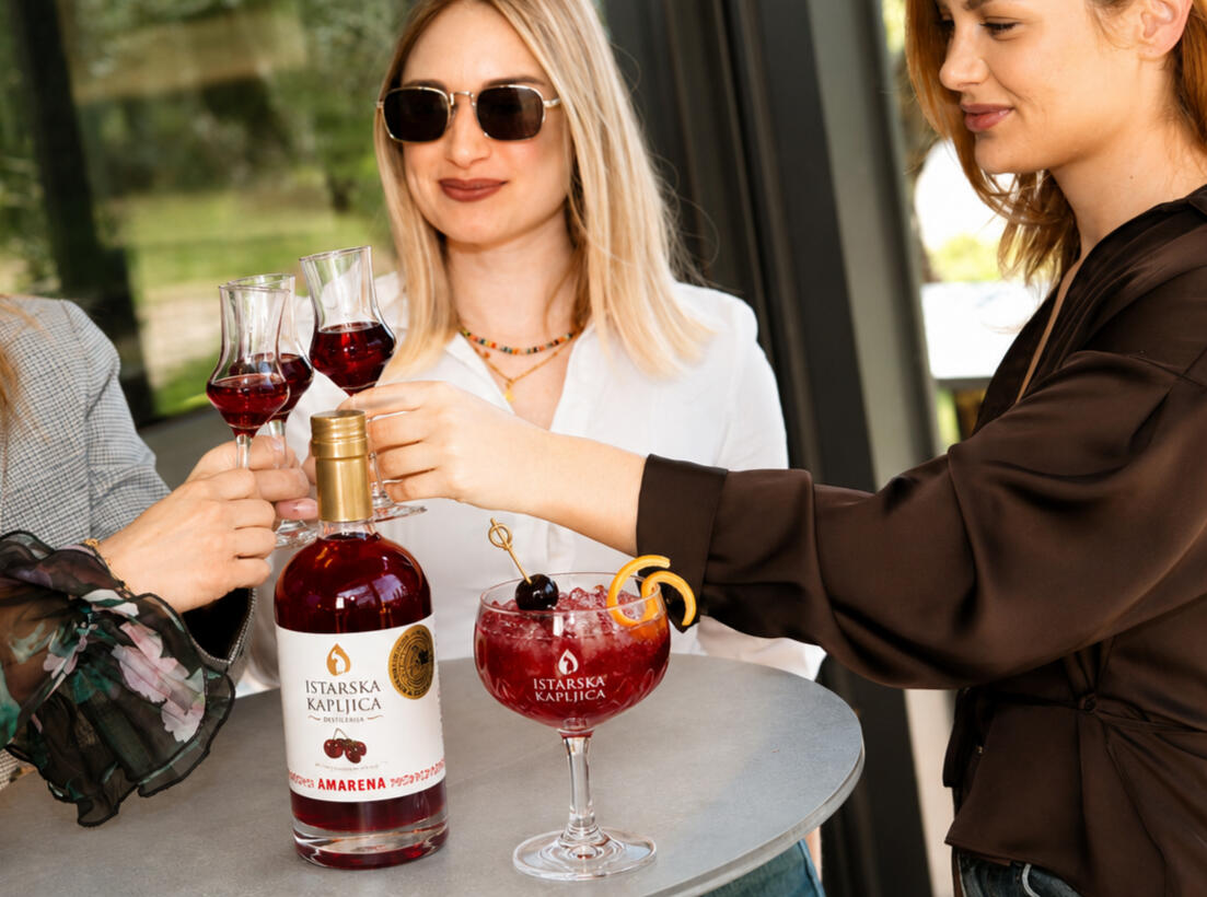 Born from the rich traditions of Istria and crafted by the renowned Istarska Kapljica Distillery, Taste Histria invites you to discover the authentic spirit of the Adriatic. Inspired by sun-drenched vineyards, centuries-old stone towns, and the Mediterran